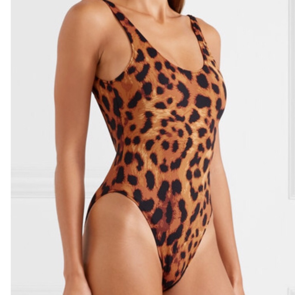 The upside leopard one piece US 4